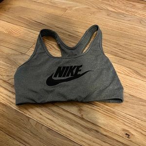 Nike Light Support Women's Non-Padded Sports Bra - size Small